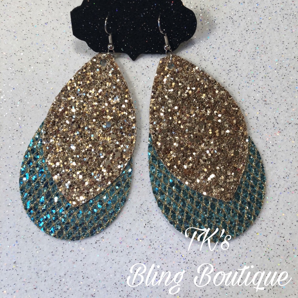 Glamours earrings